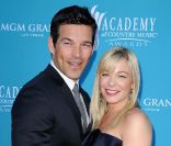 Eddie Cibrian et LeAnn Rimes, au MGM Grand Hotel de Las Vegas, en avril 2010.