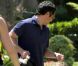 Cash Warren dans un tendre moment de complicité avec sa fille Honor 3 ans. Avril 2011 à Los Angeles