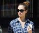 Jessica Alba dans les rues de Los Angeles après une séance shopping chez Barney's le 26 avril 2011