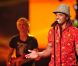 Yannick Noah chante sur le plateau de X Factor le 3 mai 2011 sur M6