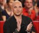 Pour le Vivement dimanche de son ami Florent Pagny, Pascal Obispo a tenu à lui faire une surprise en faisant un détour par le plateau. Il s'agit de l'émission du dimanche 8 mai, enregistrée à Paris  le mardi 3 mai.