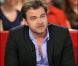 Le comédien Clovis Cornillac est venu saluer Florent Pagny, sur le plateau de  Vivement dimanche . Il s'agit de l'émission du dimanche 8 mai, enregistrée à Paris  le mardi 3 mai.