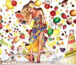Uma Thurman est la nouvelle égérie sexy de Schweppes.  