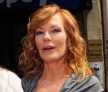 Marg Helgenberger à la sortie d'Europe 1, Paris le 6 mai 2011.