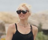 Gwen Stefani arrive sur la Côte d'Azur le 13 mai 2011