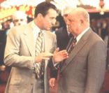 Robert de Niro dirige un casino et il fait tout pour qu'il fonctionne à la perfection 