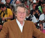 John Hurt lors du photocall du film Melancholia au festival de Cannes le 18 mai 2011