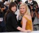 Charlotte Gainsbourg et Kirsten Dunst lors du photocall du film Melancholia au festival de Cannes le 18 mai 2011