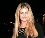 Dancing With The Stars : Kirstie Alley embrasse avec passion un ex-candidat !