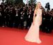Karolina Kurkova lors de la montée des marches de clôture du festival de Cannes le 22 mai 2011