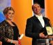 Catherine Deneuve et Jean Dujardin, prix d'interprétation pour The Artist lors de la remise des prix du festival de Cannes le 22 mai 2011