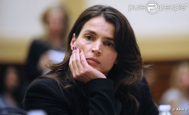 Julia Ormond le 23 mai 2011 à Washington DC. L'actrice se soulève contre le travail forcé 