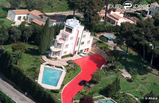 Le Paquebot, demeure de Charles Trenet sur les hauteurs d'Antibes-Juan-les-Pins.