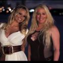 Anges de la télé-réalité 2: Loana et Pamela Anderson réunies, de vraies soeurs !