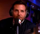 Bradley Cooper appelle Zach Galifianakis pour le 6/9 de Nikos le 30 mai 2011 - parte III