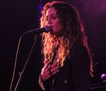 Vanessa Paradis est aussi une chanteuse reconnue. Los Angeles, 18 février 2011<br />