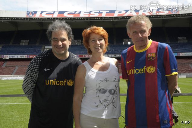 PPDA avec Véronique Genest et Raphaël Mezrahi lors du Match des Stars, le 22 mai 2011 au Parc des Princes, en faveur de l'association Plus Fort La Vie avec le concours de l'UNICEF.