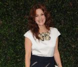 Drew Barrymore épanouie et sublime en Chanel au dîner organisé par Chanel en faveur d'une organisation pour la défense de l'environnement, le 4 juin 2011 à Malibu 