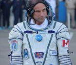 Guy Laliberté sur le point de rejoindre les étoiles, à   Baikonur, le 30 septembre 2009.  