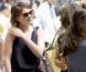Carey Mulligan retrouve le sourire avec ses fans. New York, 4 juin 2011 
