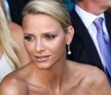 Charlene Wittstock en mai 2011 a déjà l'allure d'une princesse, même deux mois avant son mariage avec Albert de Monaco... 