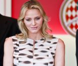 Avec ses cheveux dans le vent qui adoucissent son visage, Charlene est prête à devenir une princesse rayonnante. Mai 2011