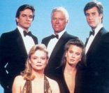 La famille Capwell au grand complet dans le soap-opera culte Santa Barbara des années 80 !