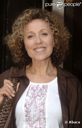  Mireille Dumas lors de la conférence de presse France Télévisions à la salle Pleyel à Paris en août 2007 
 &nbsp; 