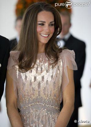 Kate Middleton superbe dans sa robe Jenny Packham