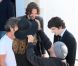 Frédéric Beigbeder, réalisateur, sur le tournage de son premier film L'amour dure 3 ans à Guethary, Pays Basque près de Biarritz, aux environs du 1er juin 2011 : il dirige notamment Gaspard Proust