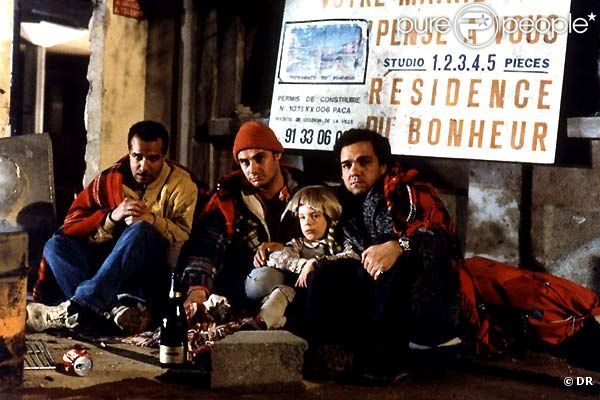 Dans le film Les trois frères, il faut bien du courage au plus petit des enfants pour assumer les plus grands 