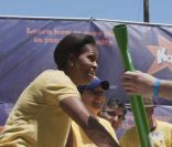 Michelle Obama le 16 juin 2011 à Washington, a supervisé un chantier avec le sourire !