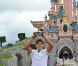 Rafael Nadal est allé fêter son triomphe de Roland-Garros 2011 à Disneyland Paris, le 6 juin 2011. Ses proches et sa petite amie Xisca Perello en étaient.