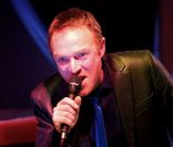Christophe Hondelatte, en concert à Bordeaux, en mars 2011.