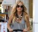 Rachel Zoe et son fils Skyler dans les rues de Los Angeles le 23 juin 2011.