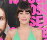 Lindsay Sloane lors de l'avant-première d'Horrible Bosses au Grauman's Chinese Theater à Los Angeles le 30 juin 2011 