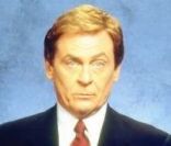 Daniel Davis dans le rôle de Niles dans Une nounou d'enfer