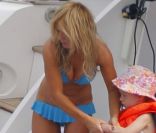 Geri Halliwell au large de Saint-Jean-Cap-Ferrat le 18 juin 2011 avec son adorable fillette Bluebell<br />