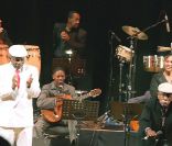 Manuel Galban a travaillé avec le célèbre groupe cubain, Buena Vista Social Club.  