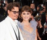 Penélope Cruz et Johnny Depp, à Cannes. Mai 2011<br />