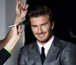 Le footballeur David Beckham lance son parfum,  Homme by David Beckham. 