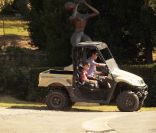  Le prince Frederik et le prince Christian de sortie... 
 La famille royale danoise, en date du 18 juillet 2011, a investi sa résidence d'été du château de Caïx, en France, près de Cahors dans le Lot. 