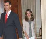 Letizia et Felipe d'Espagne tiennent une audience au palais Zarzuela à Madrid, le 21 juillet 2011