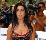 Amy Winehouse, à Londres, le 7 septembre 2004, sans sa choucroute ! 