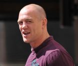 Mike Tindall décontracté juste avant son mariage, le 30 juillet 2011, à Edimbourg, en Ecosse.