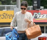 Rachel Bilson à Los Angeles le 31/07/11. Fashion faux-pas pour la star !