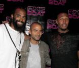 Ronny Turiaf, Tony Parker et Boris Diaw lors de la soirée de lancement Axe Boat au port de Saint-Tropez le 1er août 2011 
 &nbsp; 
 &nbsp; 