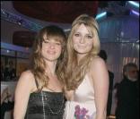 Juliette Lewis et Mischa Barton à la soirée Chopard et Alberta Ferretti sur la plage du Carlton, le 14/05/08