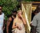 Paris Hilton sort du Nikki Beach. Août 2011