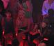 Paris Hilton et sa soeur Nicky, déchaînées au VIP Room, à Saint-Tropez. Août 2011